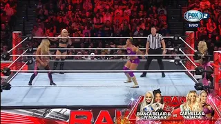 Bianca Belair & Liv Morgan Vs Carmella & Natalya - WWE Raw 04/07/2022 (En Español)