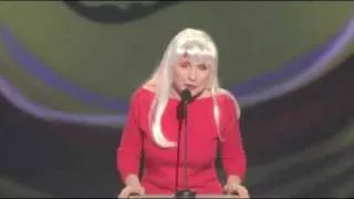 Debbie Harry present an MTV Award