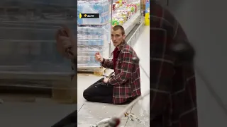 Парень разгромил супермаркет и попросил убить его