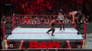 BIG SHOW & BRAUN STROWMAN BREAK THE WWE RING ON "MONDAY NIGHT RAW"