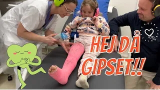 Sigrid blir av med sitt gips efter 6 veckor. VLOGG