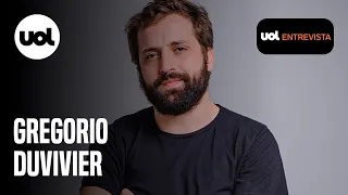 Gregorio Duvivier fala de estreia do Greg News, Governo Lula, Bolsonaro e PF, 8 de janeiro e mais