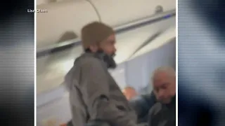 'I'm taking over this plane': Passenger tackled after allegedly trying to stab flight attendant