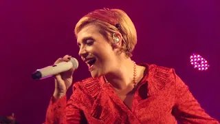 Ελεωνόρα Ζουγανέλη - Τα Λέμε (live)