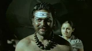 Karthi As Chola King in yuganiki okkadu