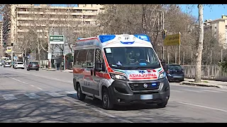 [HD - Sirena Ambulanza] 37x Ambulanze in Sirena! / 37x Ambulances Responding with Lights & Sirens!
