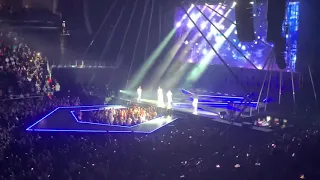 Backstreet Boys - Lager Than Life ( Live at O2 Arena London)