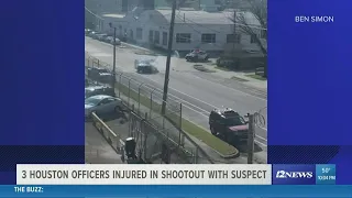 3 Houston officers injured during daylight shootout with suspect