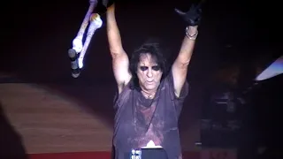 Alice Cooper - Sheffield City Hall, UK.  28th November, 2009