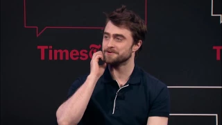 Daniel Radcliffe on How to Take the Perfect Selfie