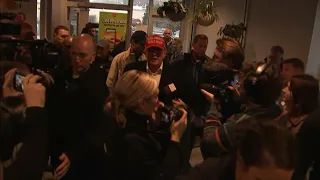 Trump pays for other customers during stop at Ohio McDonald's