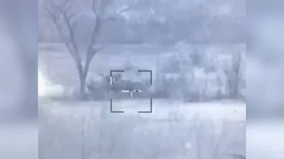 Moment Ukrainian Soldiers Blow Up Russian Tank Using American Javelin Anti-Tank Guided Missile