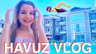 Havuz Vlog. Ecrin Su Çoban