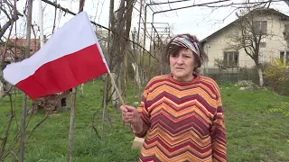 Wzruszające słowa Polki z Ukrainy - "Jak będę umierać to połóżcie mi to na grób, To mój symbol!"