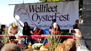 The Fastest Oyster Shucker In Town 🏆 | Wellfleet OysterFest