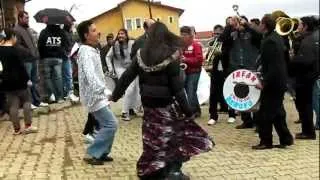 Malesevsko dance to Berovo brass music - 2012