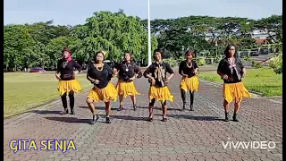 LA BACHATA Line Dance | Choreo by Roro Line Dance | Dance by Gita Senja Line Dance