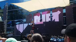 MØ - Cold Water (LIVE) Aug 19 2017 Miami