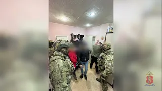 В Железногорске полицейские задержали подозреваемых в вымогательстве, совершённом пять лет назад