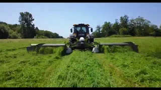 Claas Triple Mowers on a JCB 4220 (4 Wheel Steering)