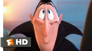 Hotel Transylvania 3: Summer Vacation - Dracula in Love Scene | Fandango Family