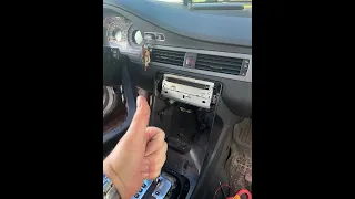 Bluetooth adapter for Volvo V70 MK3 2010. Didn't work but now it works!