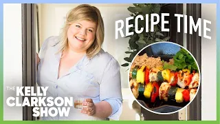 Kelly Learns To Make Cilantro-Lime Pineapple Chicken Skewers