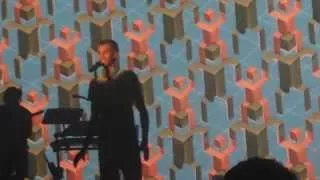 stromae papaoutai avril 2014 Amnéville