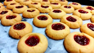 Strawberry Thumbprint Cookies, Kue Kering Lebaran Paling Mudah Membuatnya