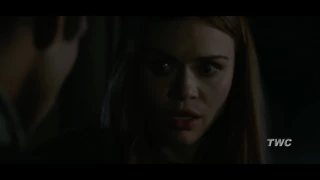 Teen Wolf 6x05 'Radio Silence'  'Stiles reaches to Scott and Lydia'