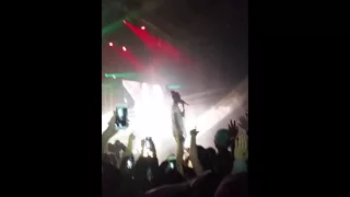 Young Thug performing "About the Money" Live