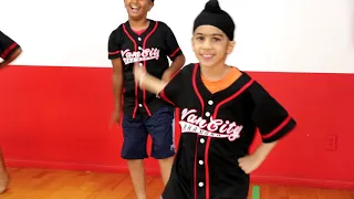 Cute Kids doing Bhangra - Sick Tone - Bhangra dance cover