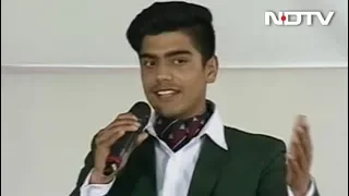 Through A Powerful Recital, A Class XII Swachh Warrior Appeals For A Swachh India