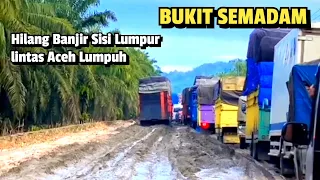 BUS ACEH MELEWATI LUMPUR !! DI KUALASIMPANG EFEK BANJIR