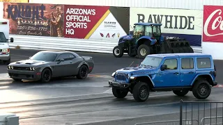 Hellcat vs Jeep Wrangler Rubicon and vs Mustang GT - drag racing