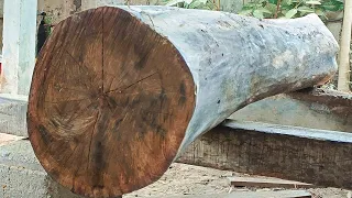 Amazing!! Technique for sawing old acacia wood using a bandsaw