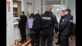 Поліцейські Чернігівщини допомогли обласному Центру крові поповнити запаси компонентів