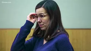 Jodi Arias suing her defense attorney over his book