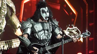 Kiss - Deuce, Live at The Manchester Arena, Manchester England 12 July 2019