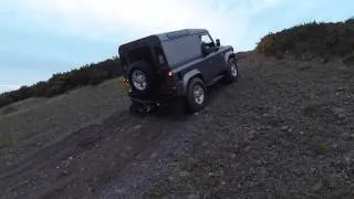 Land Rover 90 Amazing Grip Hill Start Climb