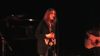 Patti Smith "helpless" (La nuit blanche).