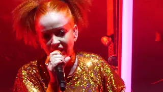 Garbage - The World Is Not Enough (Live in London 15/09/2018)