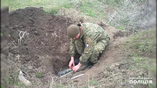 Миколаївські вибухотехніки провели знищення протитанкових гранатометів