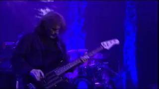 Black Sabbath - Behind The Wall Of Sleep (Live... Gathered In Their Masses)