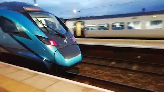 Peak Time Trains at Wigan North Western! | 11/11/2022