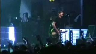 11 - blink-182 - Asthenia (Live Hammersmith Apollo - London)