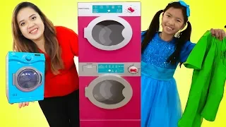 Wendy Pretend Play Washing Clothes at Her Laundry Store