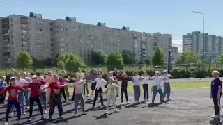 Танцевальный флешмоб ко Дню России июнь 2023