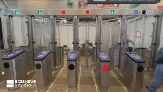 New BART fare gates to be operational at West Oakland station by end of year