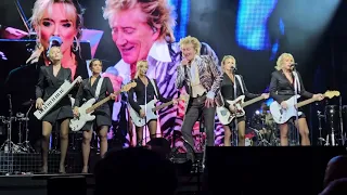 Rod Stewart performs 'Addicted to Love' at the Bank of NH Pavillion in Gilford, NH - 2023-08-28